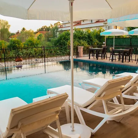 Otel Burcali *